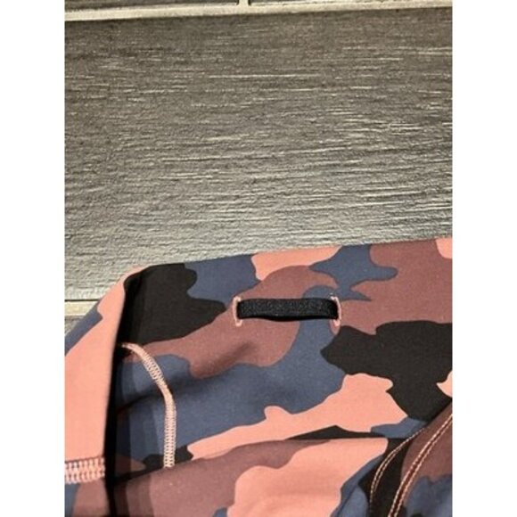 Lululemon Wunder Train High-Rise Leggings Camo Red Size 6 - Picture 4 of 5